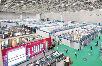 窗帘布艺“疫”后绽放 纺城柯桥引领潮流